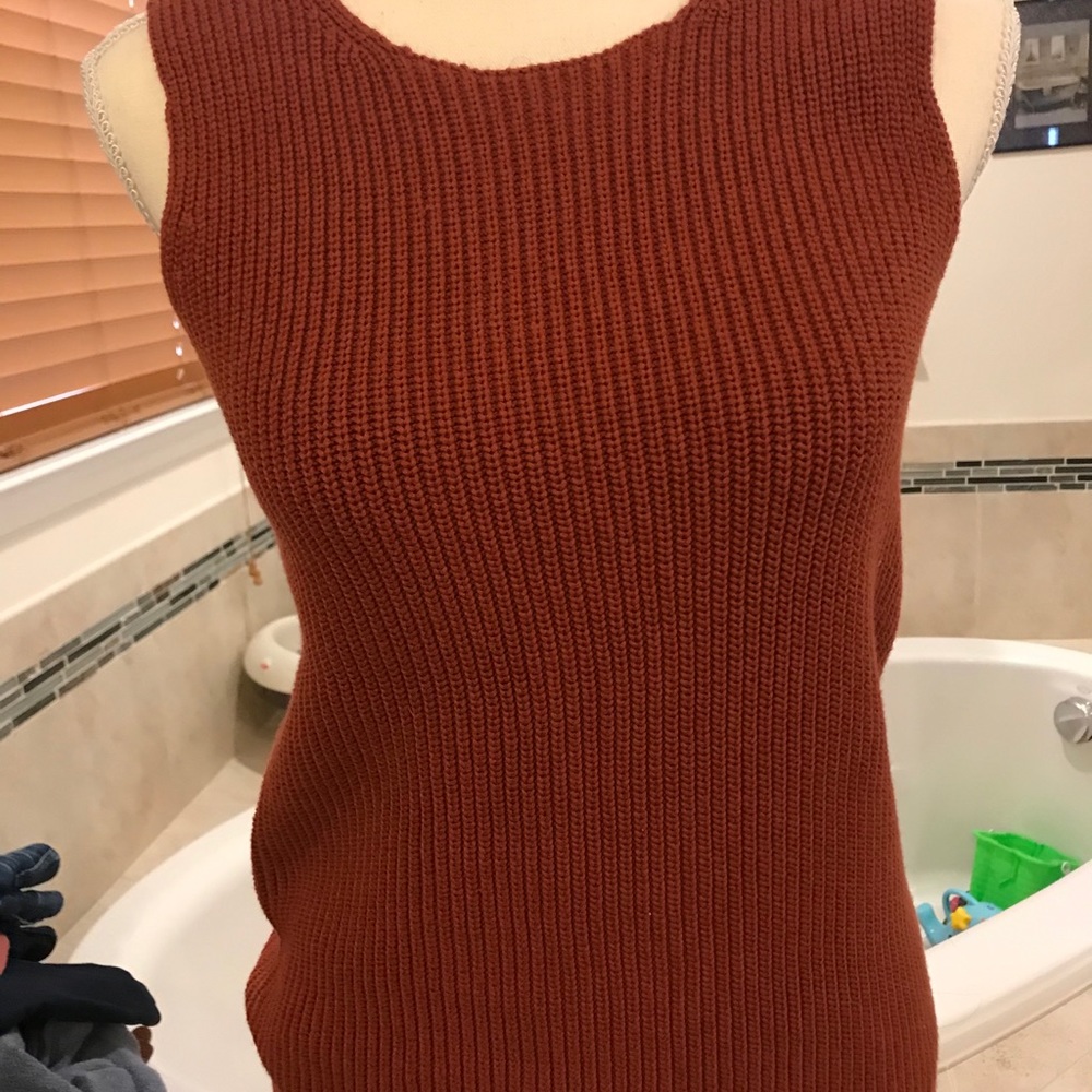 NWT  loft knit shirt rust color
